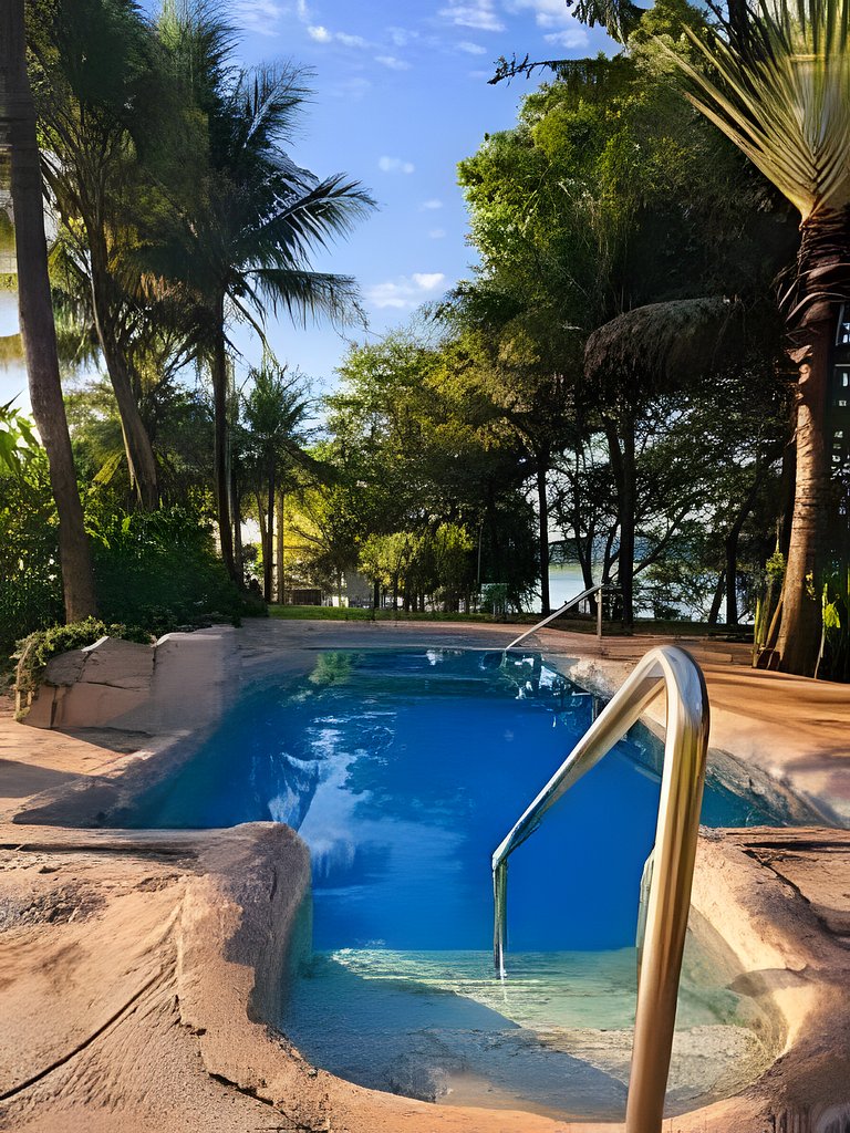 Laguna Flats: Vista Lago & Resort Incrível