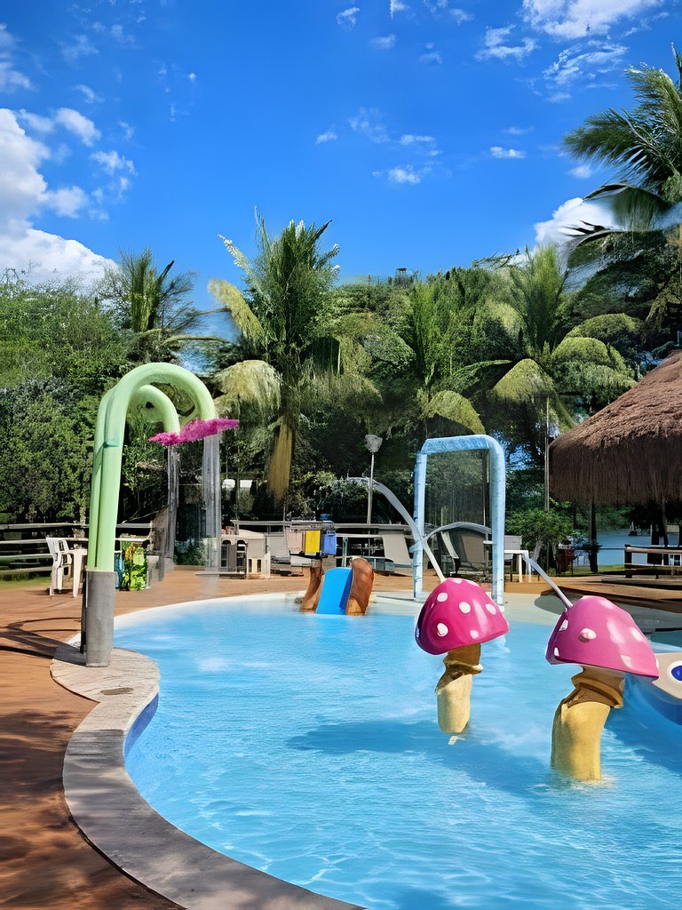 Laguna Flats: Vista Lago & Resort Incrível