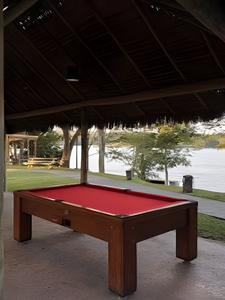 Laguna Flats: Vista Lago & Resort Incrível