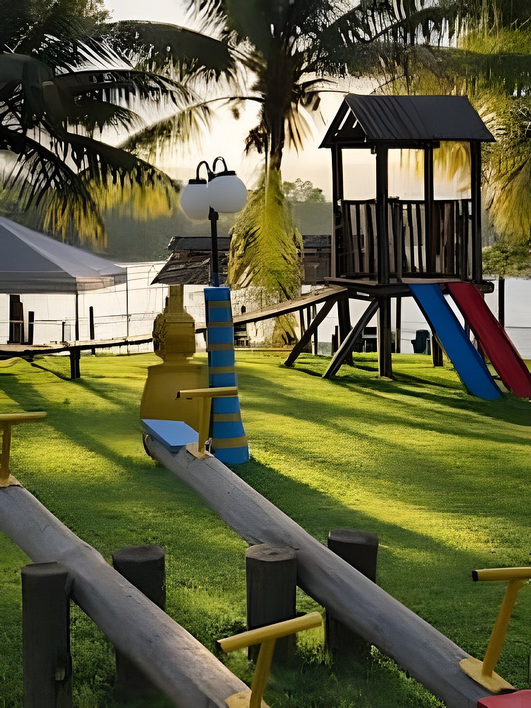 Laguna Flats: Vista Lago & Resort Incrível